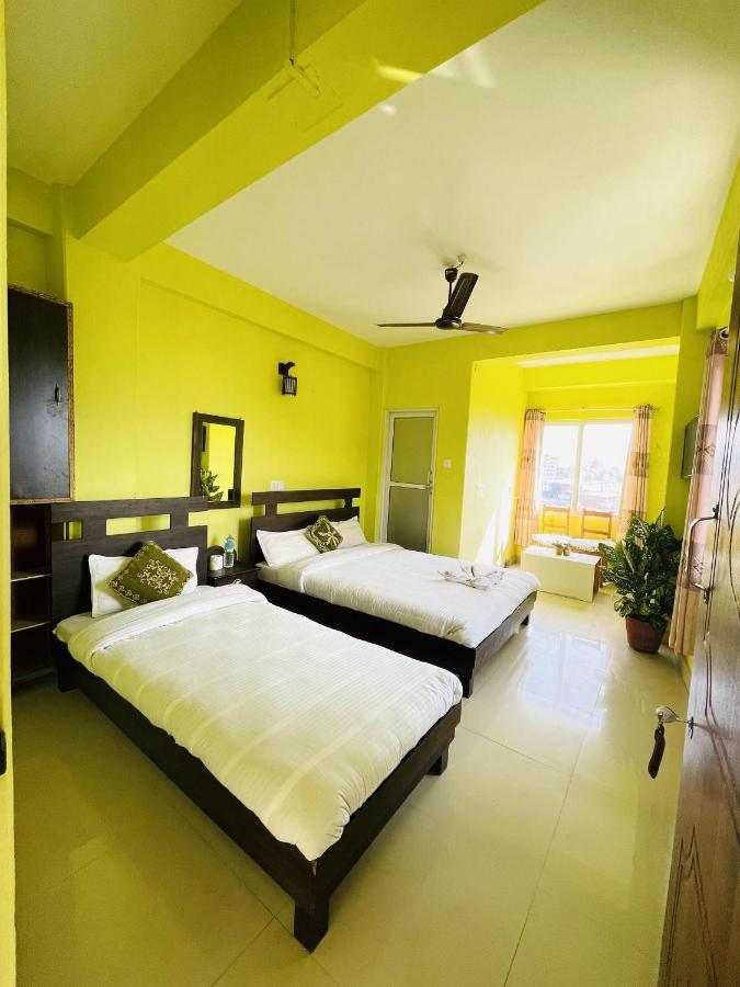 Hotel October Inn Ποκάρα Εξωτερικό φωτογραφία