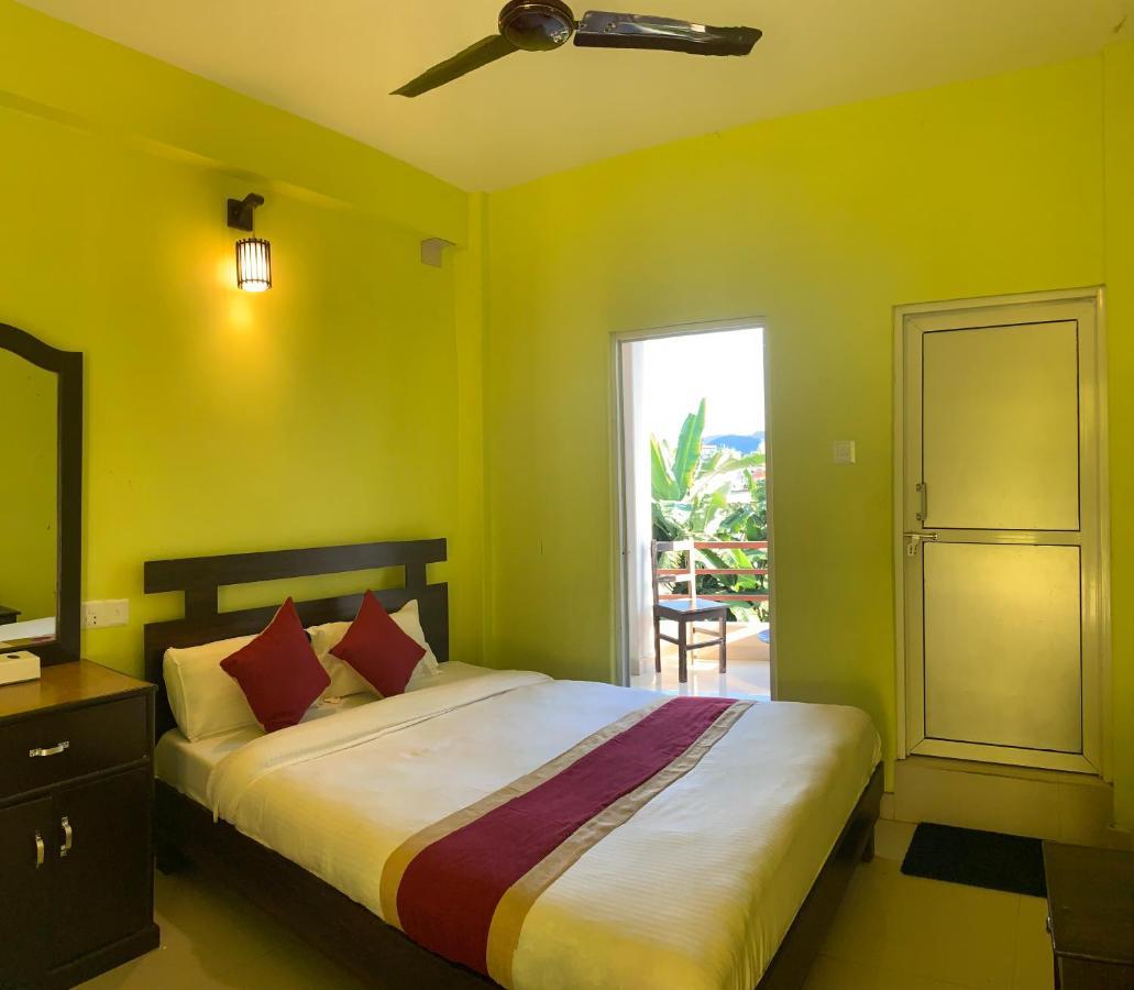 Hotel October Inn Ποκάρα Εξωτερικό φωτογραφία