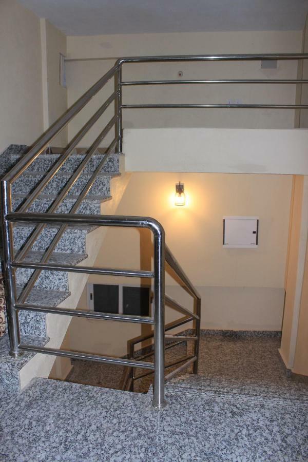 Hotel October Inn Ποκάρα Εξωτερικό φωτογραφία